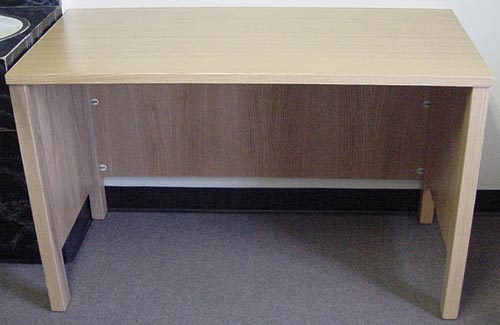 ISU Desk